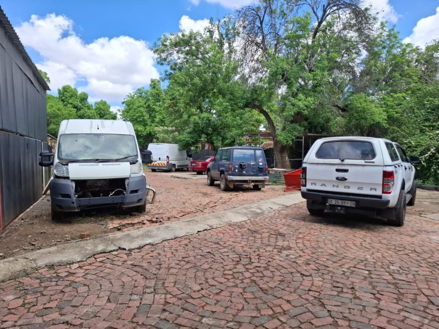 Commercial Property for Sale in Bayswater Free State